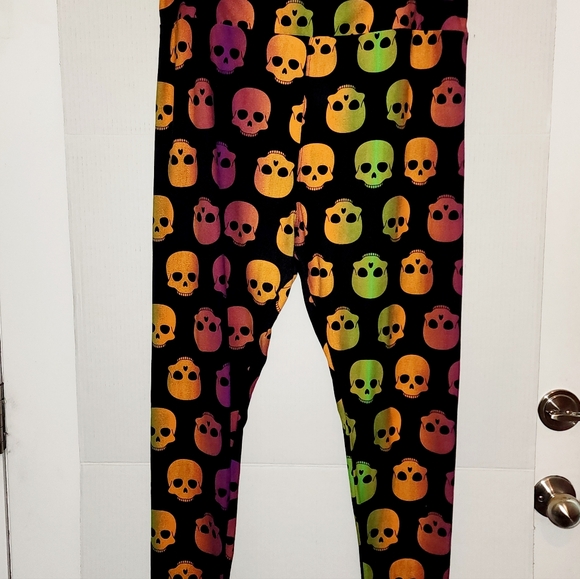 Lularoe Halloween - Rainbow Sugar Skull -  Day of the Dead - Black Leggings TC2 - Picture 3 of 8